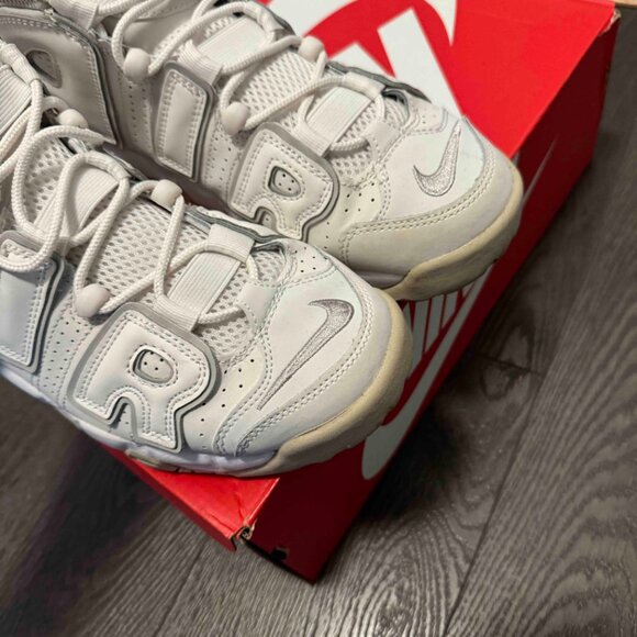 Nike Air More Uptempo Women’s Size 7 Phantom / Iron Ore / White / Beige - Picture 8 of 9